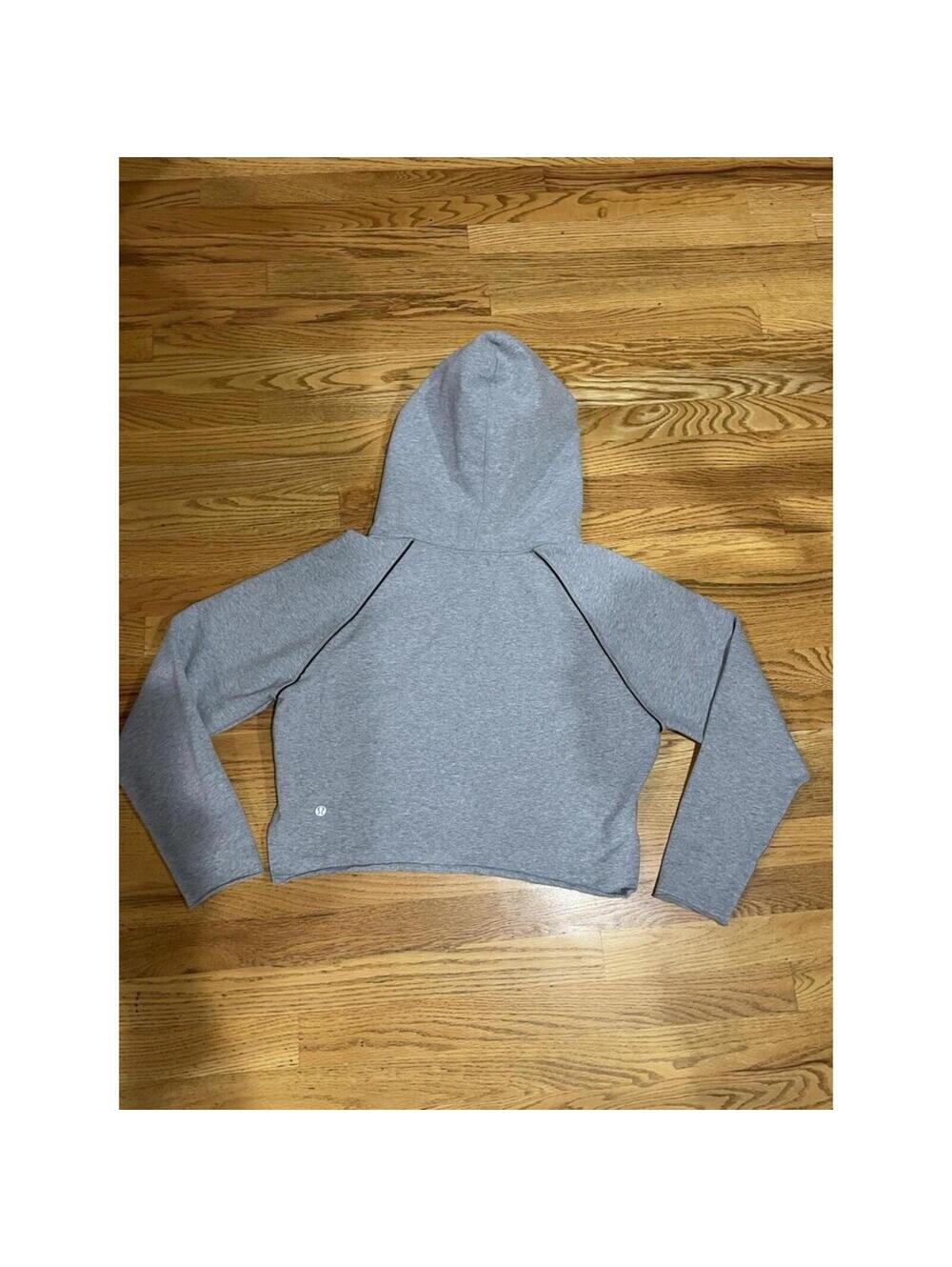 Women’s Lululemon Cropped Hoodie Light Grey Size XS-S Oversized Fit EUC